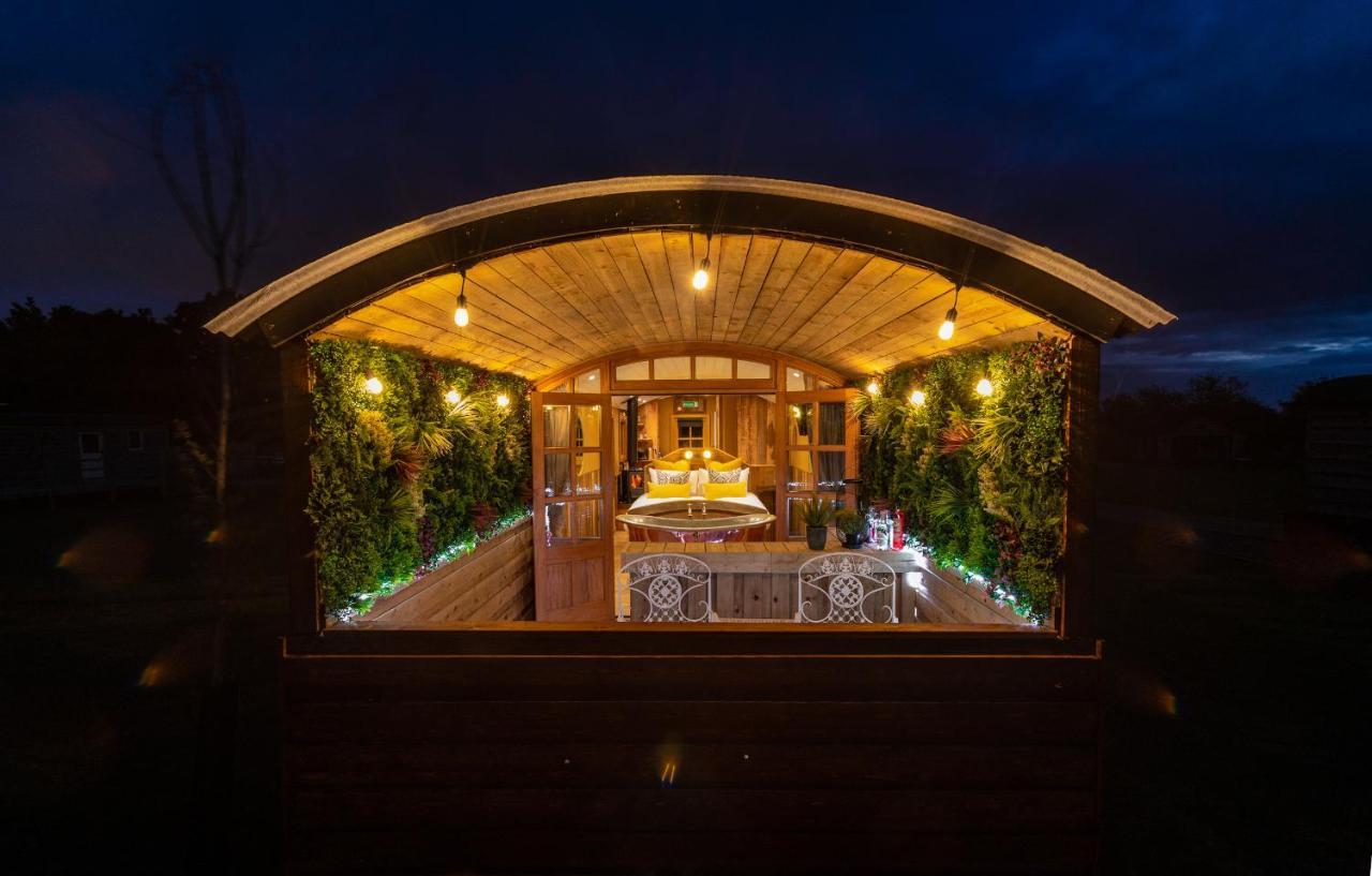Apartament Ashwood Shepherd Hut -Ockeridge Rural Retreats Worcester Zewnętrze zdjęcie