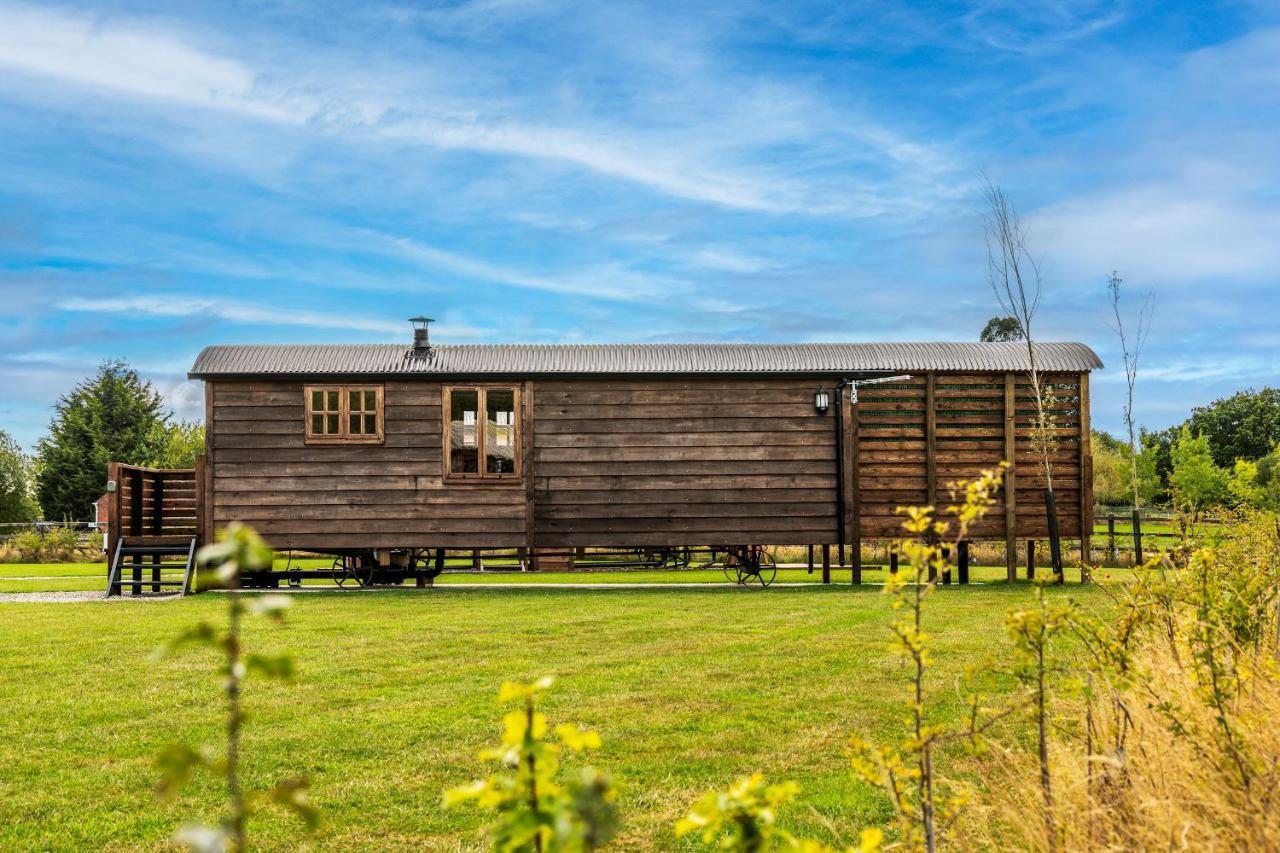 Apartament Ashwood Shepherd Hut -Ockeridge Rural Retreats Worcester Zewnętrze zdjęcie